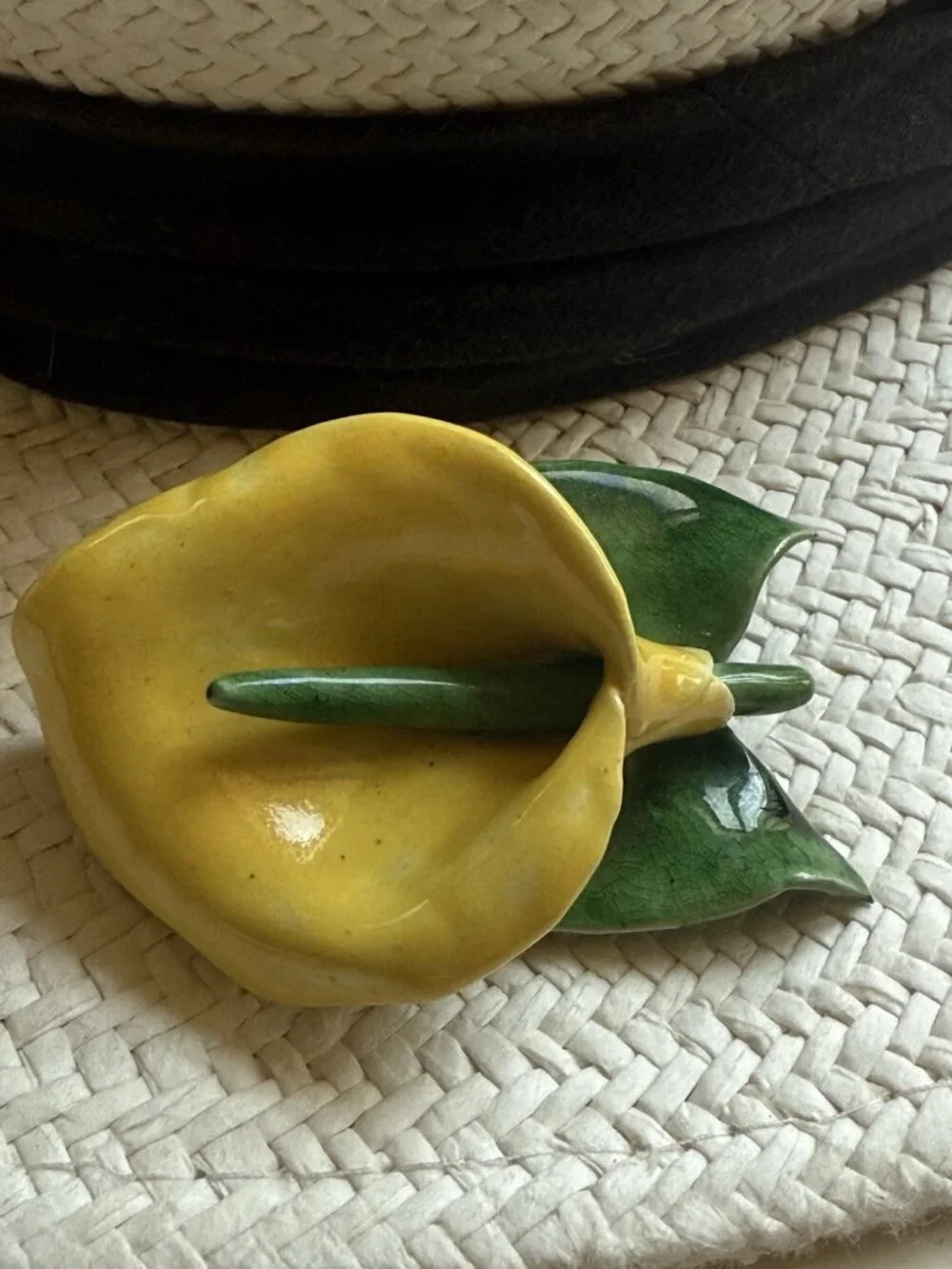 Vintage Ceramic Calla Lily Screw Back Earrings And Brooch